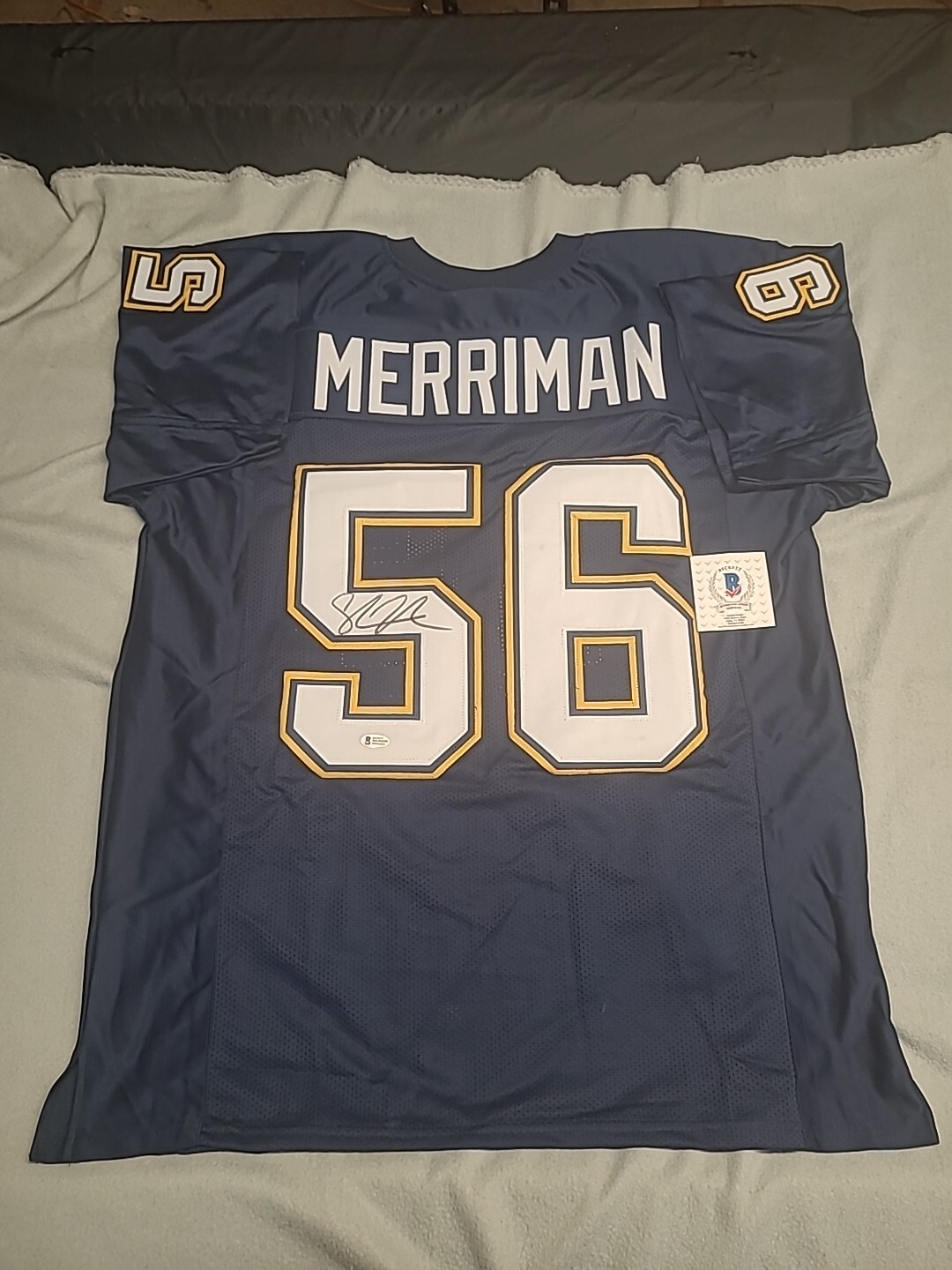 Picture 1 of 2