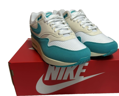 nike air max retro trainers