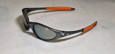 Oakley Minute 1.0 Gen 2 Vintage Sunglasses. M...