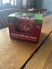 Mad Engine Sriracha Noodle Bowl, 5 pair Socks, Chopsticks-Fun!  NIB