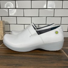 Dansko Work Wonders Coral Shoes Womens Size EU 41 White Leather Slip On Clogs