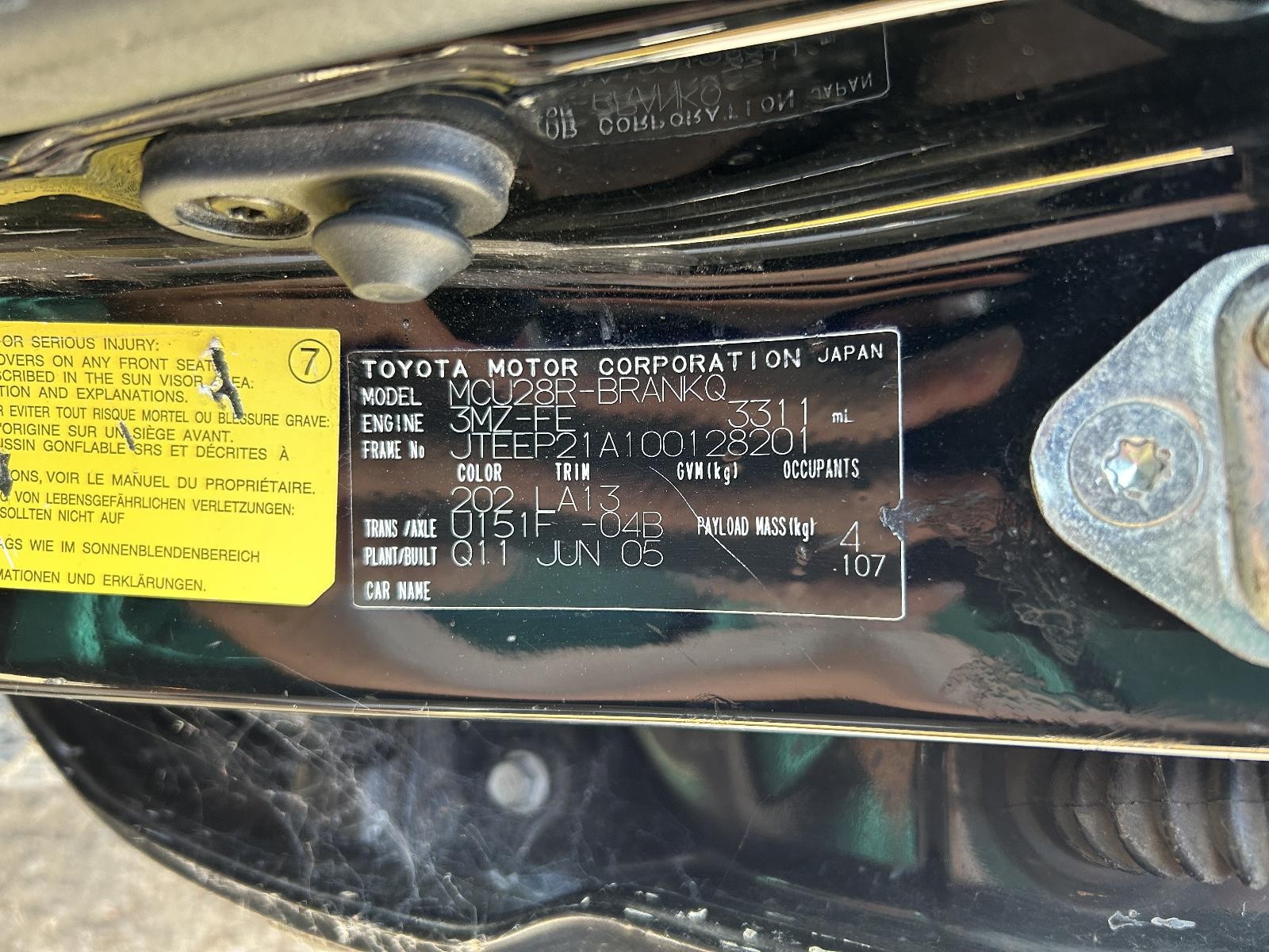 Toyota Kluger Sun Visor Pair MCU28 01/2001-04/2007 - thumbnail 8