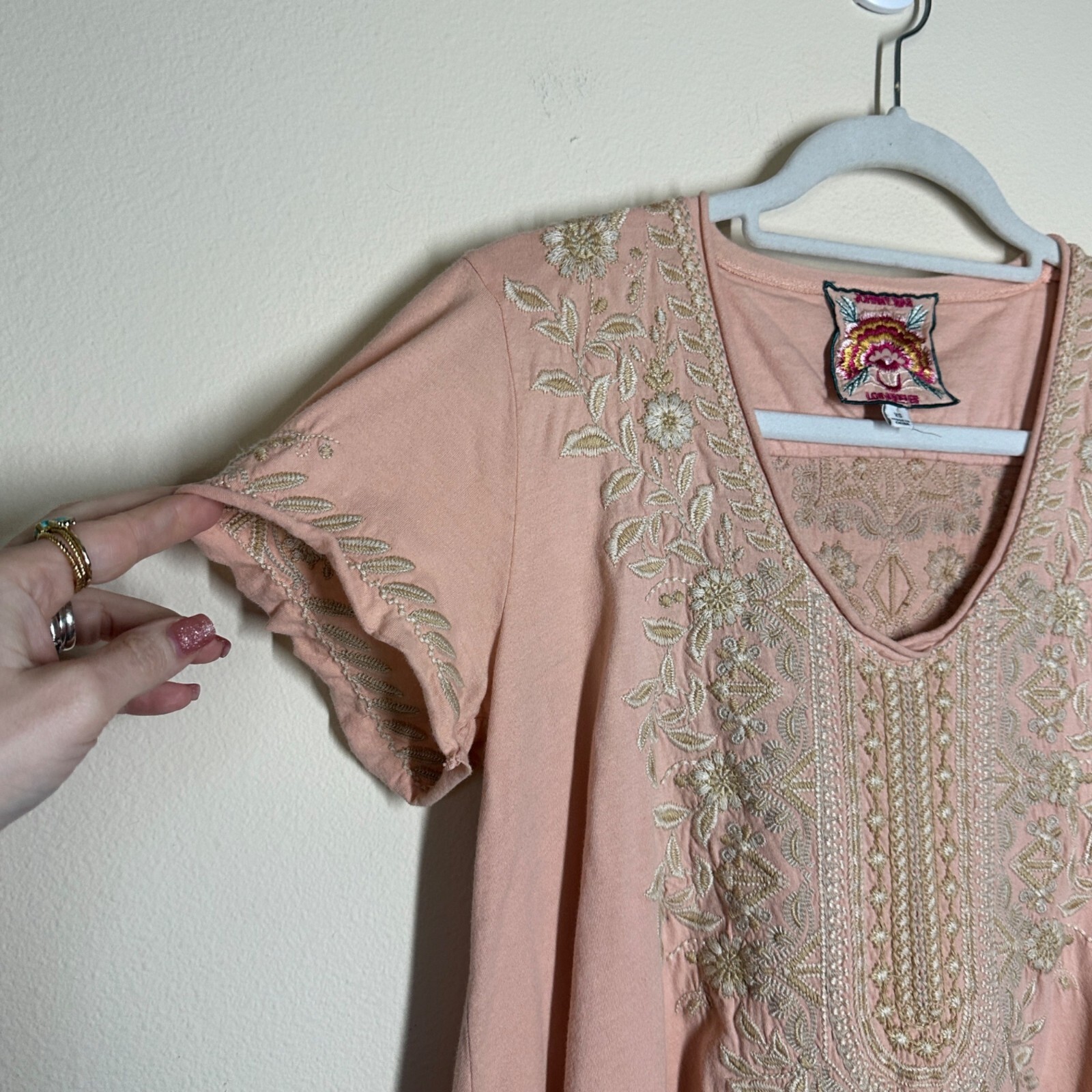 Johnny Was Kemi Knit Drape Shirt Womens Sz XS Embroidered Boho Handkerchief Hem