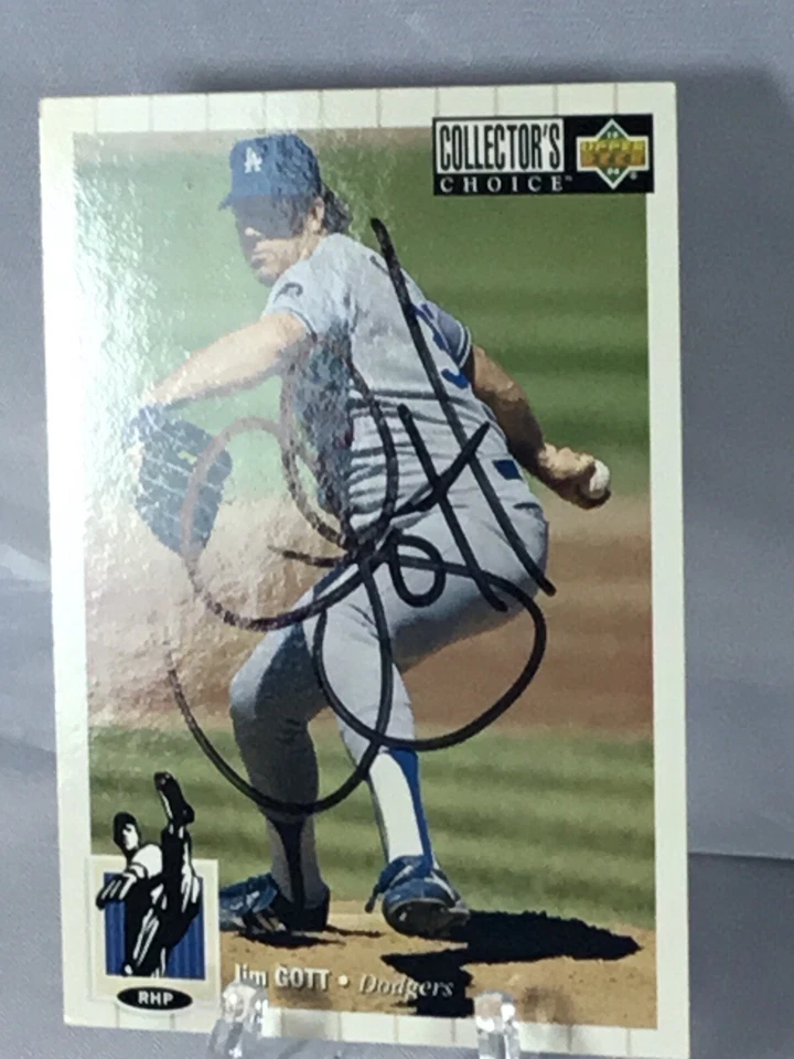 1993 Collectors Choice Jim Gott Autograph #113 - Image 2 of 3