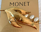 VINTAGE MONET GREEN ENAMEL AND FAUX PEARL LEAF BROOCH.  PRE-OWNED.  SIGNED. — photo 2