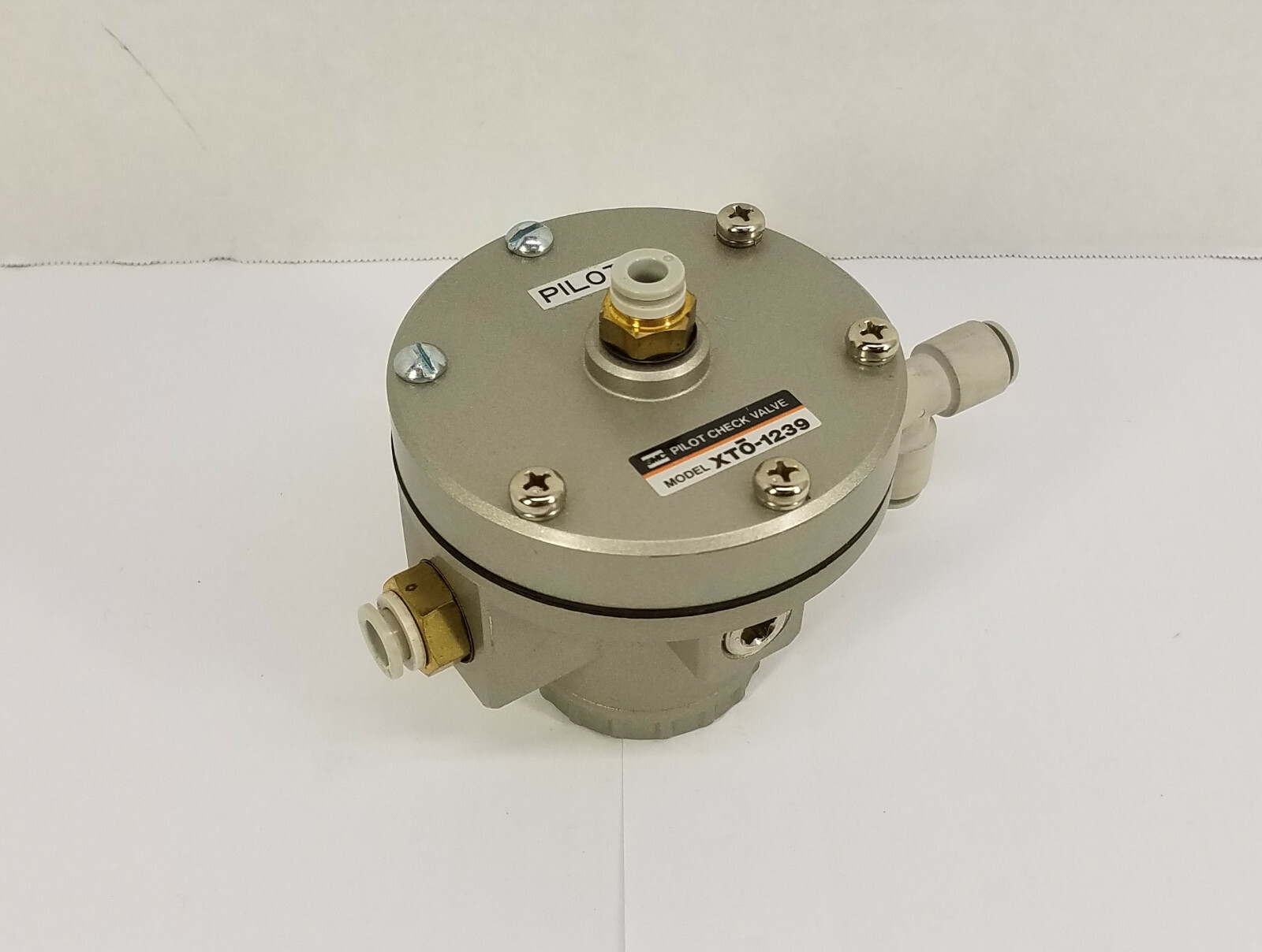 SMC XTO-1239 Pilot Check Valve 1/2 NPT