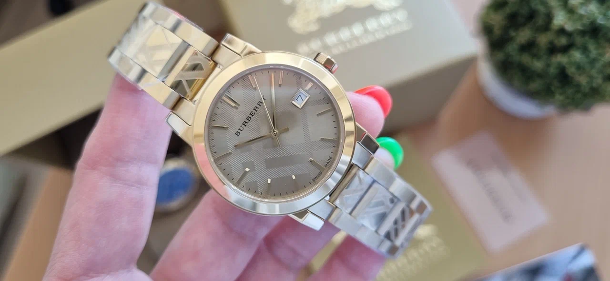 Burberry The City Gold Women's Watch - BU9145 822138044721| eBay Burberry The City Gold Women's Watch - BU9145 822138044721| eBay