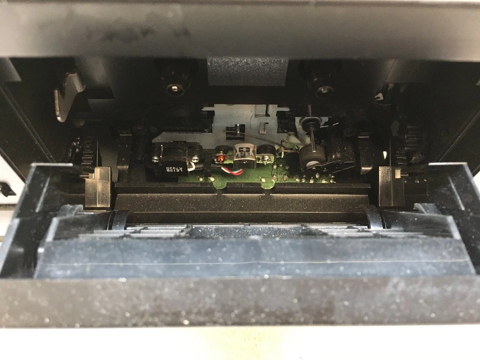 TASCAM CD-A580 v2 Professional Cassette Recorder CD and Tape Player NO REMOTE - Image 4 of 4