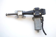 MERCEDES-BENZ SL R230 2006 Front Right Seat Control Motor 390201946 MERCEDES-BENZ SL R230 2006 Front Right Seat Control Motor 390201946
