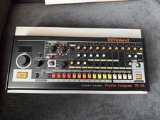 Roland TR-08 Rhythm Composer Drum Machine TR-08, Metal/Plastic Housing