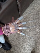 1984 The Second Nightmare on Elm Street Freddy Krueger Glove Venture