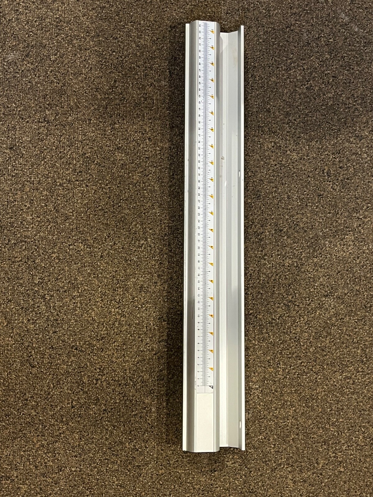 25"  Fence Front Rail Po640x121-1