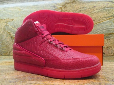 nike python red