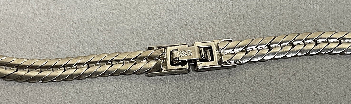 Solid Sterling Silver Wide Double-Sided Chain  Ne… - image 4