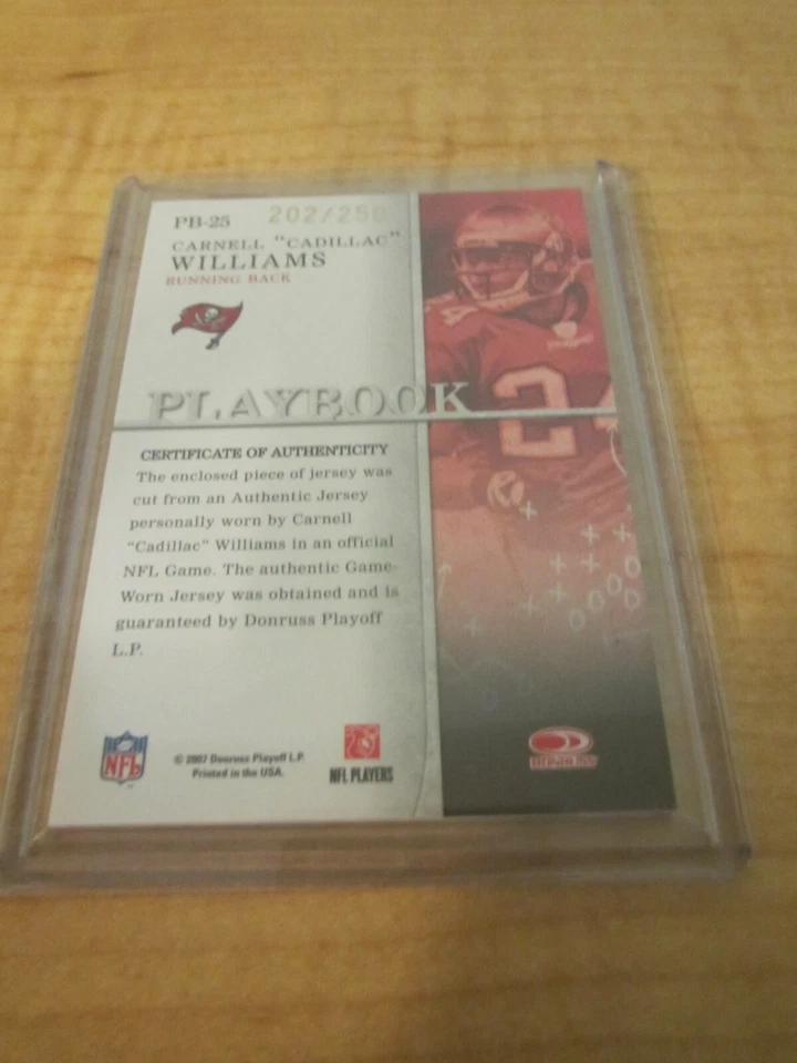 2007 Donruss Gridiron Gear Playbook Carnell "Cadillac" Williams Jersey 202/250 - Image 2 of 2