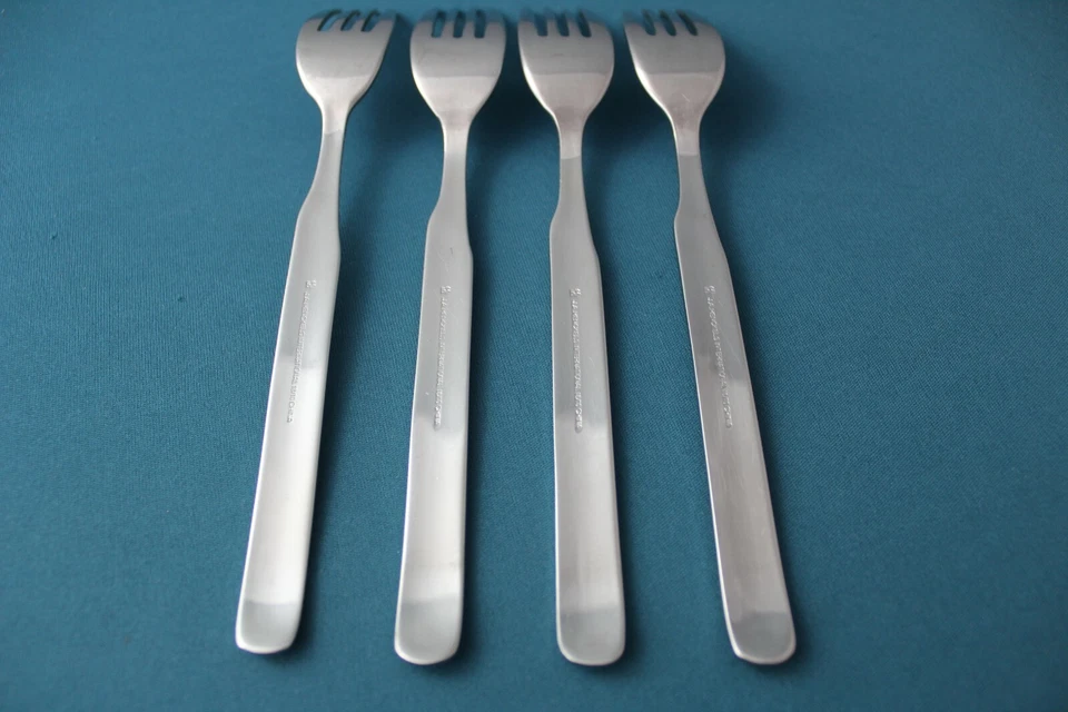 4 tenedores de cena JA Henckels SYNERGY 18/10 acero inoxidable China 8" Foto 4 de 4