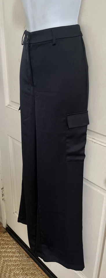 WILDFOX ¡NUEVO! Pantalones utilitarios cargo pierna ancha tiro alto sedosos negros talla XS Foto 4 de 4
