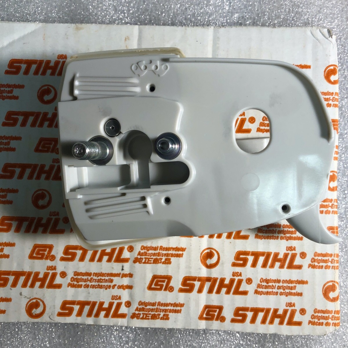 TAPA DE CADENA DE MOTOSIERRA STIHL 1123-640-1705A