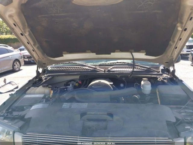 Conjunto de puerta trasera izquierda usado lado trasero se adapta a: Chevrolet Avalanche 1500 2005 clase Foto 2 de 4