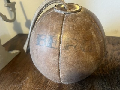 Alter Schleuder Ball Lederball Wurfball