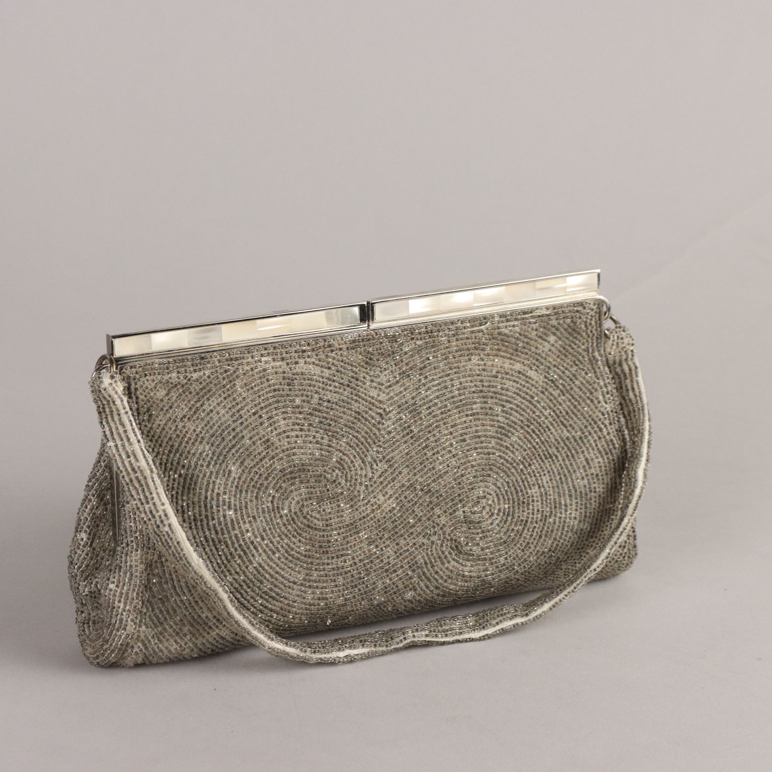 Bolso de Noche Vintage con Cuentas Plateadas Años 40-50 Italia