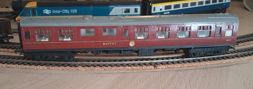 Tri-ang BR Maroon Mk1 Buffet Car / Coach No.1805 - OO Gauge - Unboxed | Zustand: Used