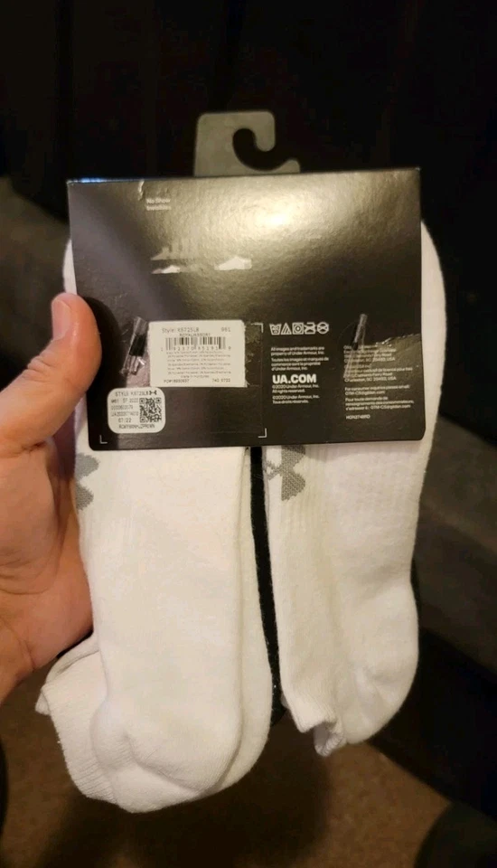 Under Armour Performance Tech Socks 32 pairs No Show/QRTR/ Size M8-12 W9-12 - Image 4 of 4