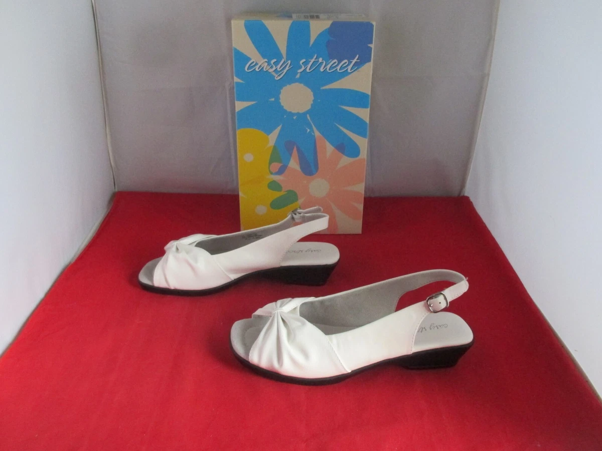 Easy street fantasia sandals hotsell