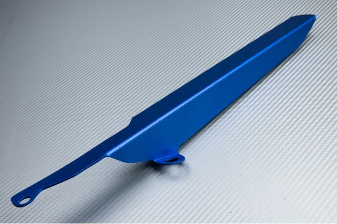 Cache chaîne CBR 929 RR bleu protège le bras oscillant des projections
