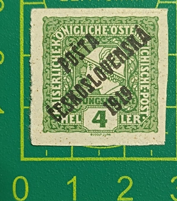 Sello de Checoslovaquia 1919, 4Heller, Austria-Hungría sello sobreimpreso 1919, sin usar Foto 2 de 4