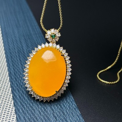 Woman Pendent Natural Icy Yellow Jade jadeite Pigeon Egg Necklace