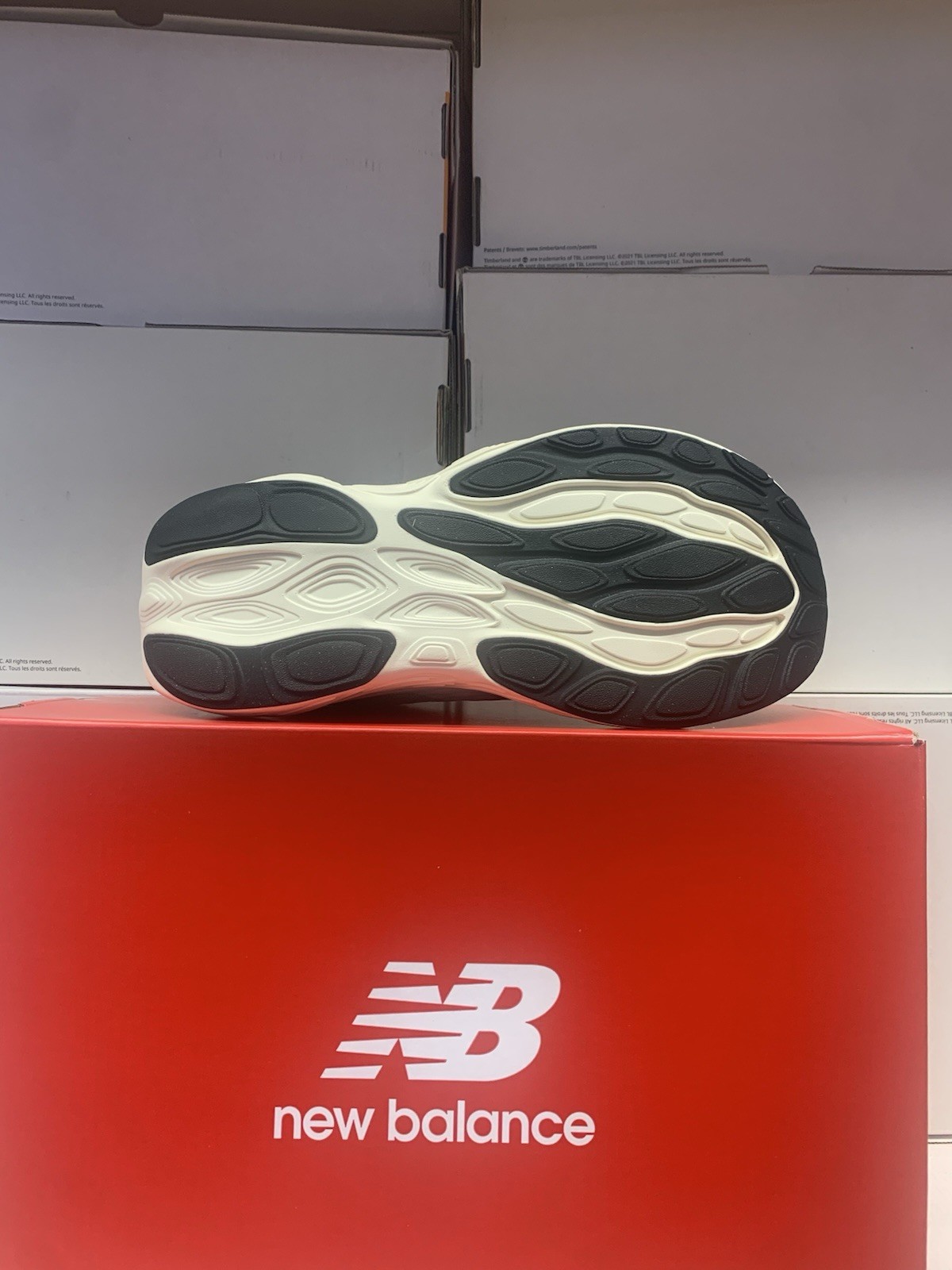 New Balance M1080 P14 Men's Medium Width Athletic Sneakers image 3