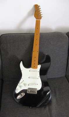 Guitare électrique COXX Classix S50 pour Gaucher. - Photo 1/4