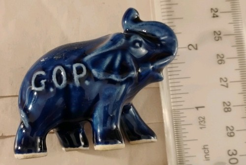 VGT BLUE MINI ELEPHANT ceramic G.O.P. MORTON POTTERY FIGURINE