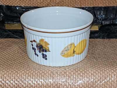Royal Worcester Backofen zu Tischgeschirr. Eversham Gold rundes tiefes Souffle-Etui