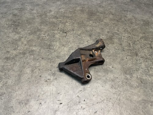 VW Golf 2 GTI G60 PG 160PS Halter Motorhalter am Kopf Lichtmaschine #31013