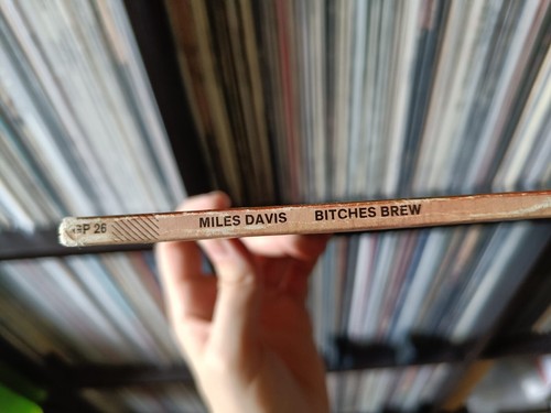 VINILE MILES DAVIS - BITCHES BREW - USA 1970 - NM-/VG+ - Foto 9 di 10