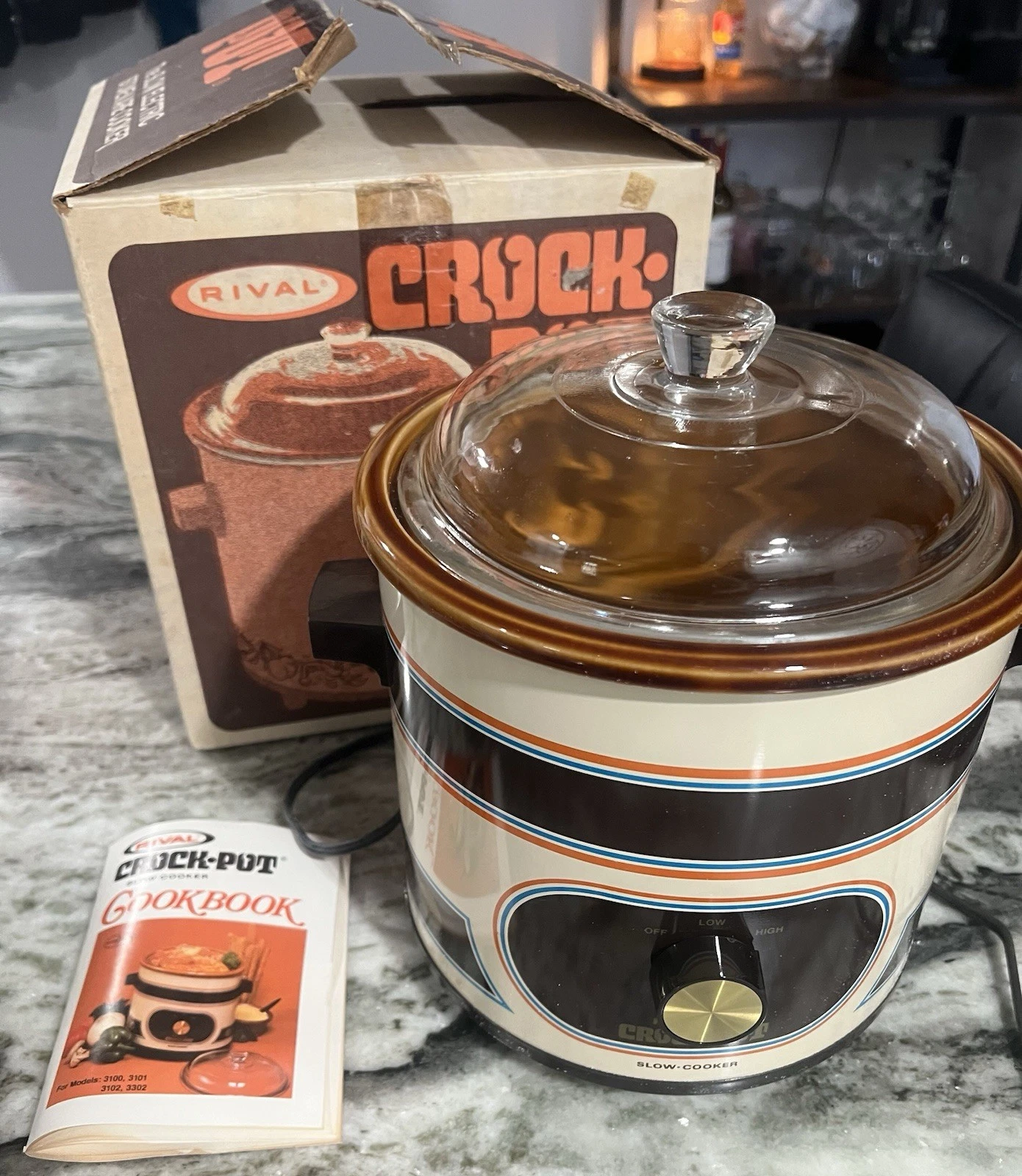 Rival Model 3100 Crock Pot Cooker 3.5 Quart Almond Color Tested Works Open Box
Opens in a new window