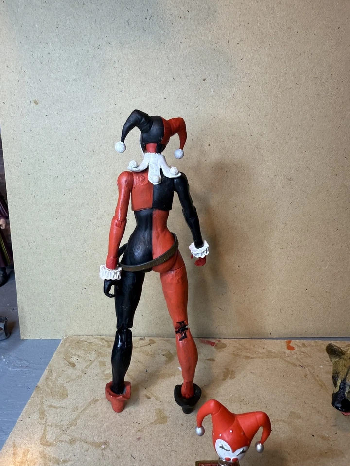 Batman Serie Animada Personalizada DC Multiverso Mcfarlane Harley Quinn Marvel Legend Foto 3 de 4