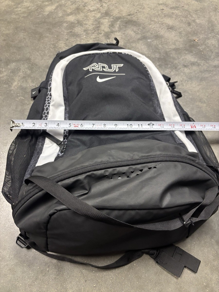 nike baseball backpack vapor university Buy Men's Select Red/Gym Red/White Size One Size at Keep your baseball gear organized in one convenient place with the Nike Youth Diamond Select Bat Backpack Nike Vapor Select Baseball Bat