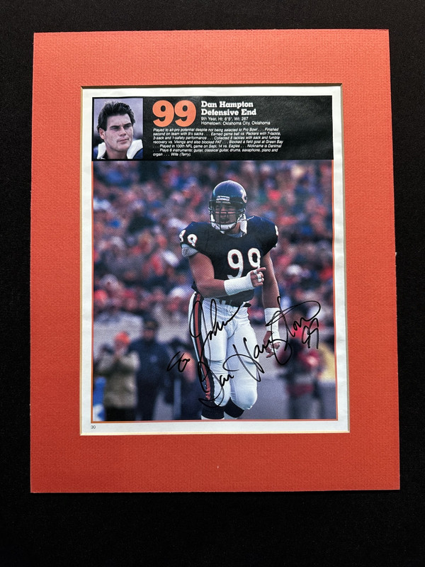 DAN HAMPTON *AUTOGRAPHED SIGNED MAGAZINE COVER* 11" X 14" - LOOK 👀