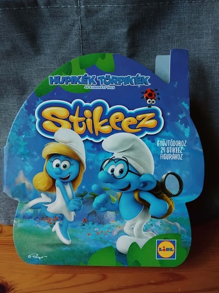 Lidl Stikeez Pitufos "Hupikék Törpék" 24 figuras + caja (HU)