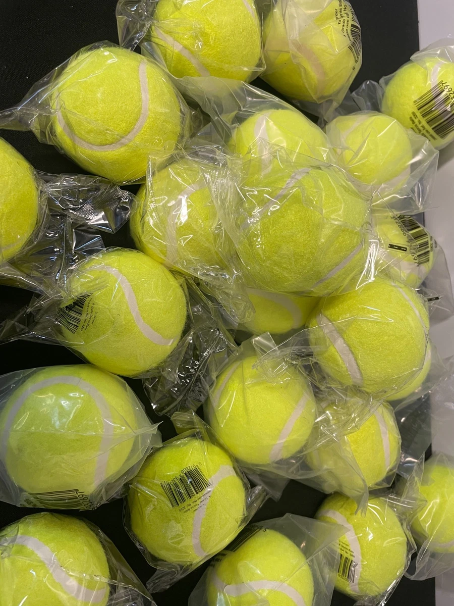 Lot de 4 balles anti-stress pour fête de Noël pour enfants, boule à Lot de 4 balles anti-stress pour fête de Noël pour enfants, boule à