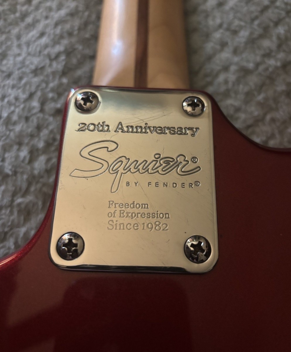 Squier by Fender 20th Anniversary Rosewood Fingerboard LE Guitar