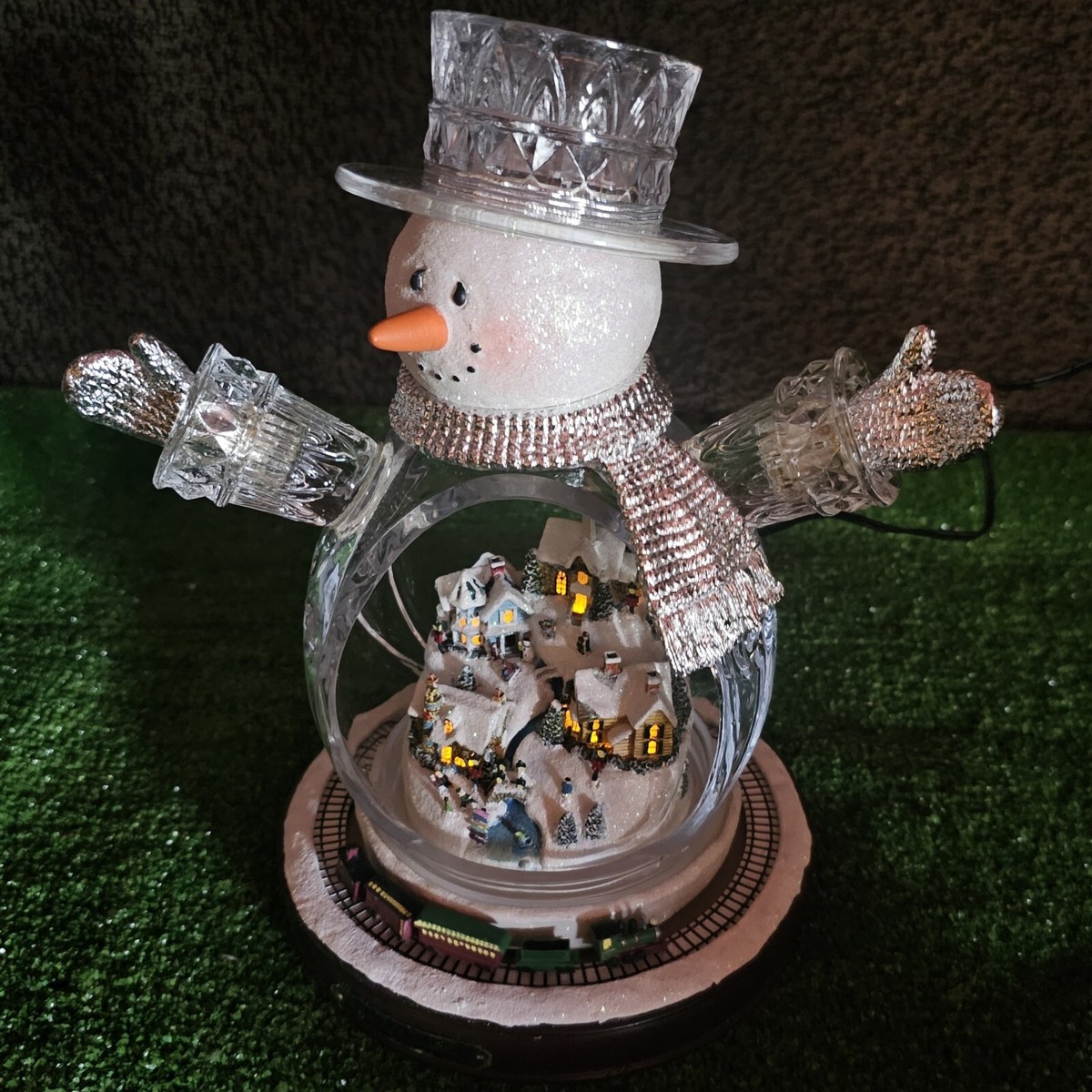 Thomas Kinkade Masterpiece Edition White Christmas Snowman Motion Thomas Kinkade Masterpiece Edition White Christmas Snowman Motion