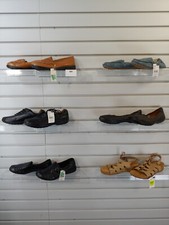 Lot of 6 Pair Womens shoes size 7 Heels Boots Flats Loafer Slipper Sandal 985