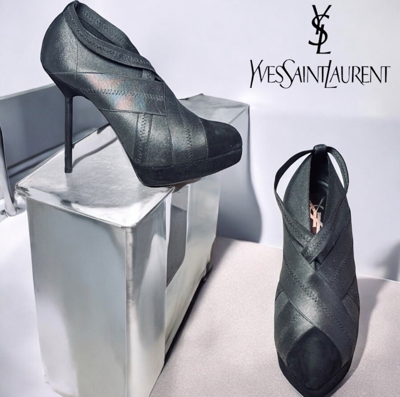 Yves Saint Laurent Divine Edgy grigio fumo décolleté stivaletti EU 36 5