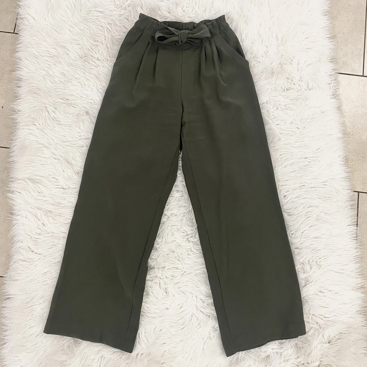 Lululemon Olive Green Wide Leg Waist Tie Noir Pants Size 6 Business Casual