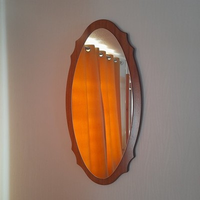 Vintage Retro Mid Century Danish Teak Wandspiegel mit geschwungenem Rahmen