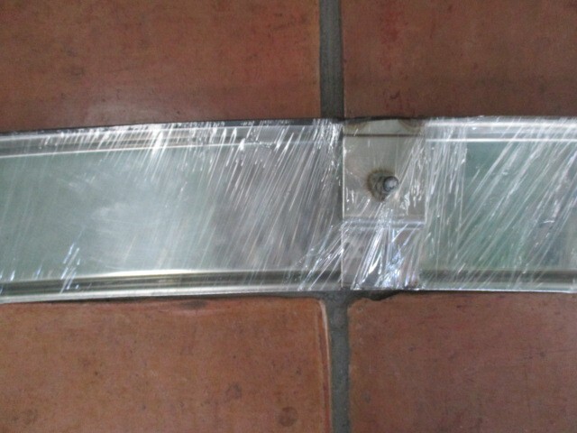 Rolls Royce Silver Spur & Bentley Turbo front bumper chrome finisher UR27098 NOS